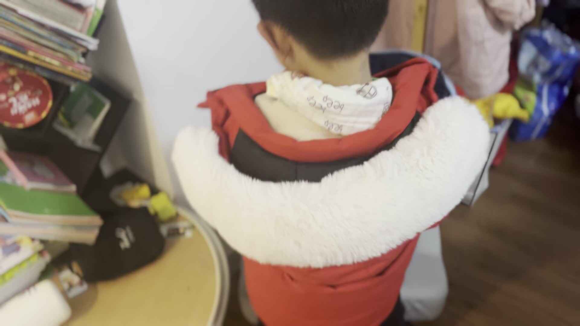 中B班 李锦城 练习背书包4