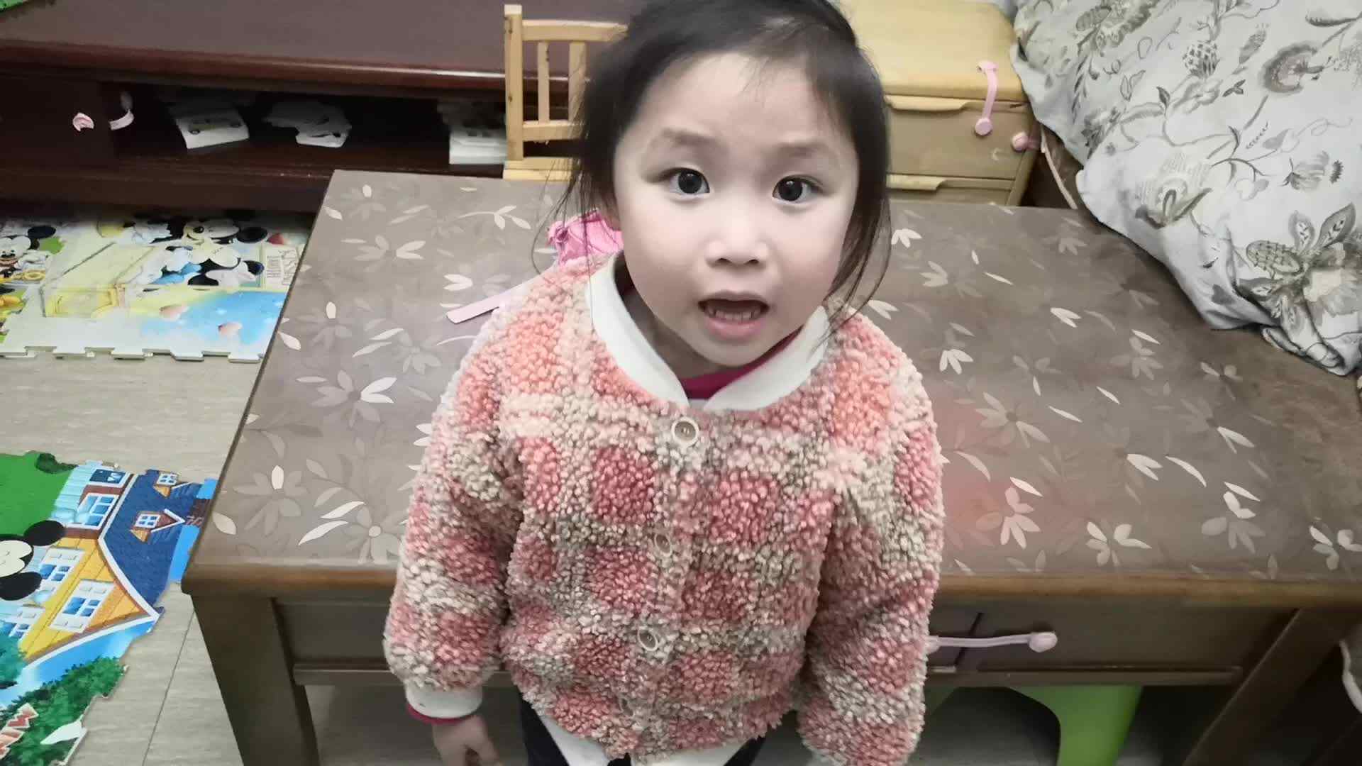 中B班2月19张芷萱练习“你好，再见”.mp4