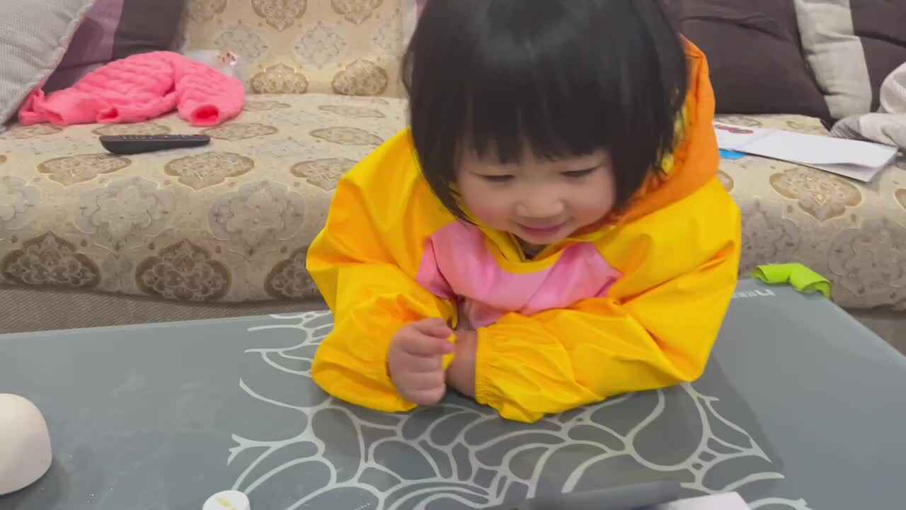 小A班2024.2.28张艺涵《Penguin Says Please企鹅说谢谢》.MOV