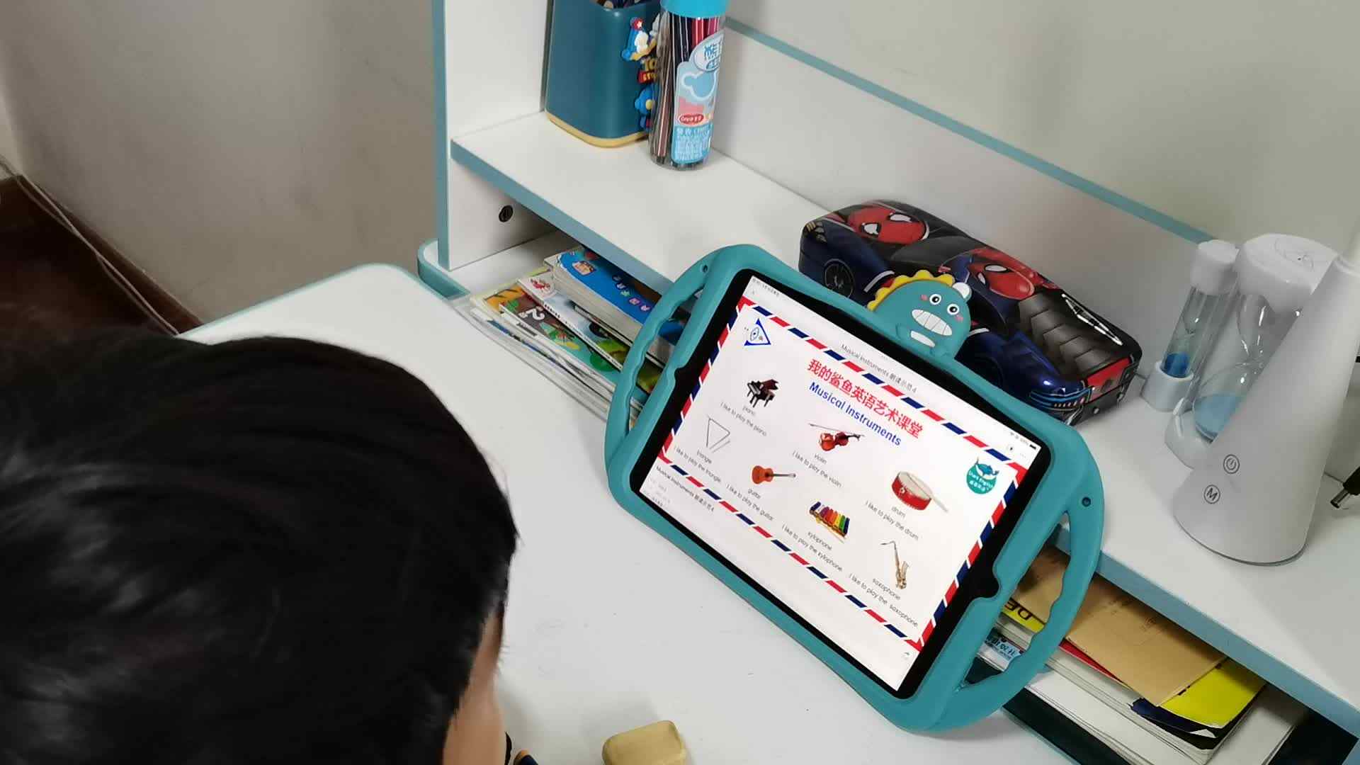 3月8日昌奕乐跟读句子