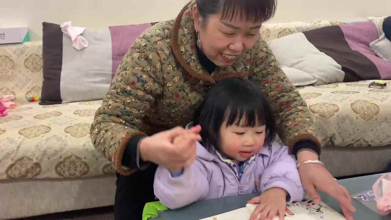 小A班2024.3.5张艺涵-七个好兄弟.MOV