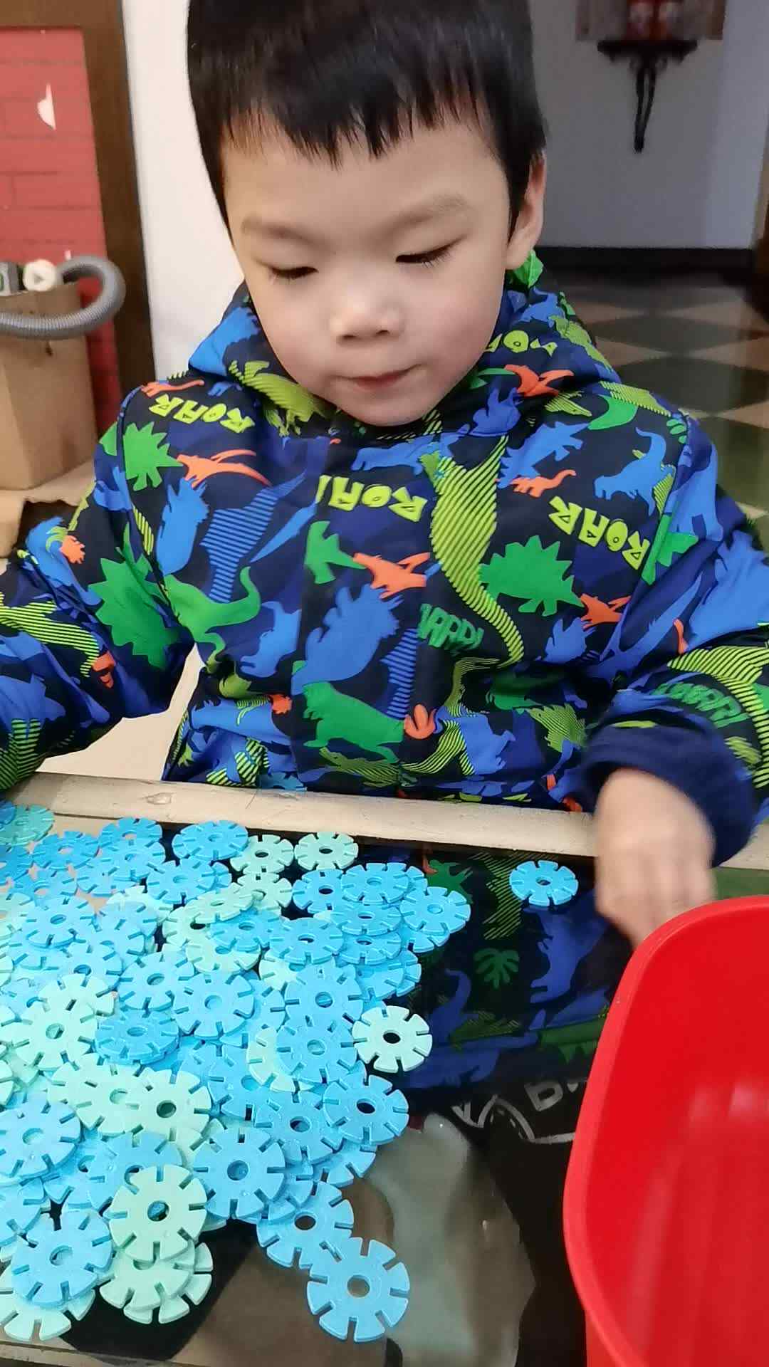 VID_20240306_195643.mp4