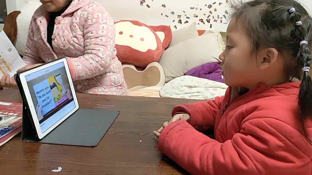 20240309陈灵兮闯关练习观看英文绘本《excuse me》