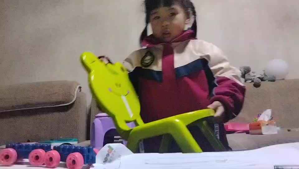 20240305中A于陈昱《端椅子》.mp4