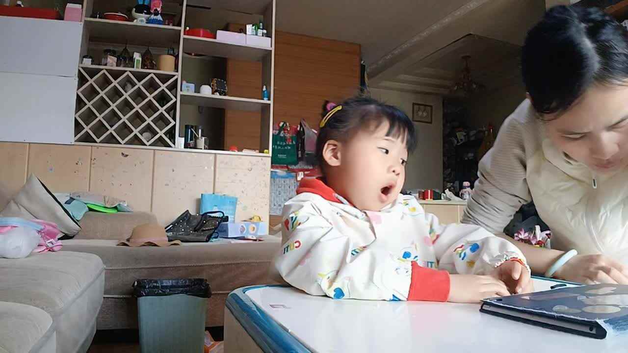 20240316中A于陈昱《什么东西弯弯的》.mp4