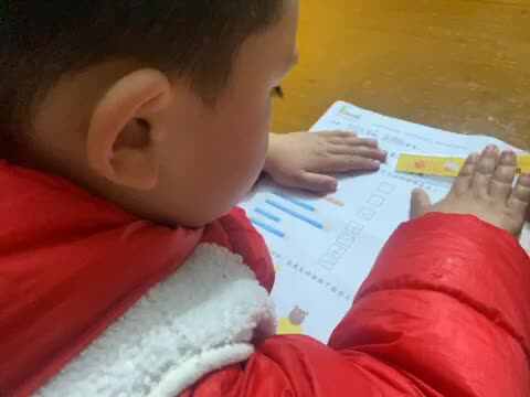 中B班赵芃栎练习比长短