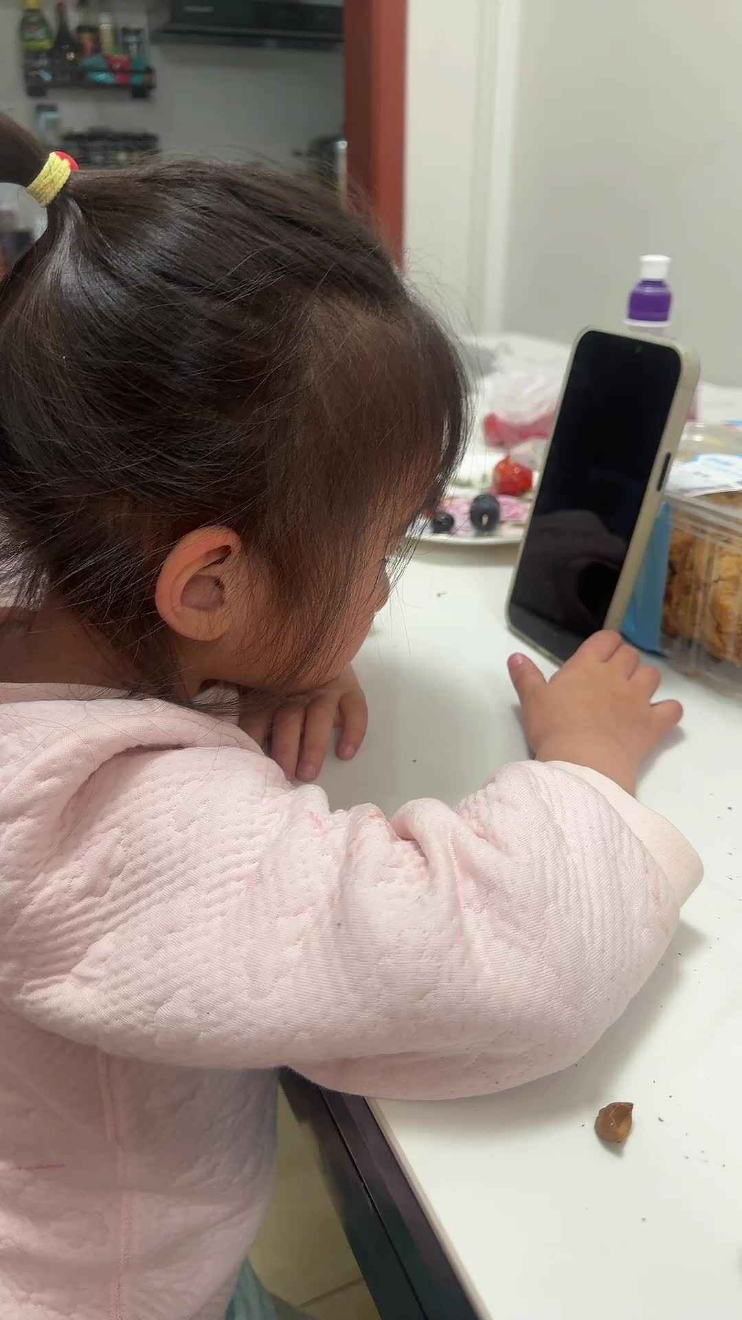 中B班 李曦蕊 观看英语视频