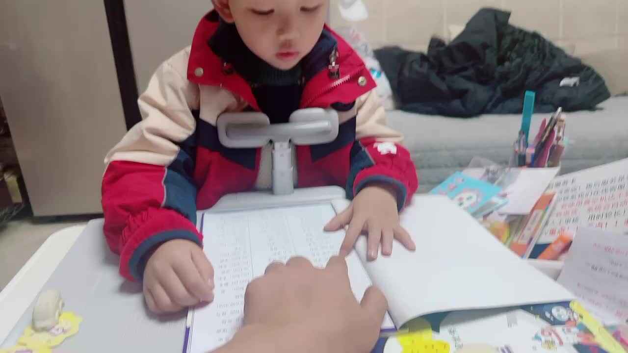 2024.3.18指读拼一拼十六（10个）.MOV