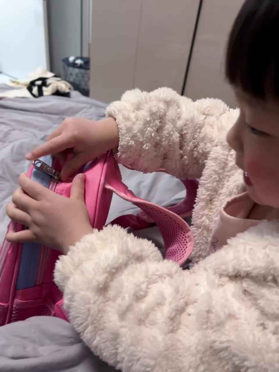 3月4日～学习拉书包：夏爱林