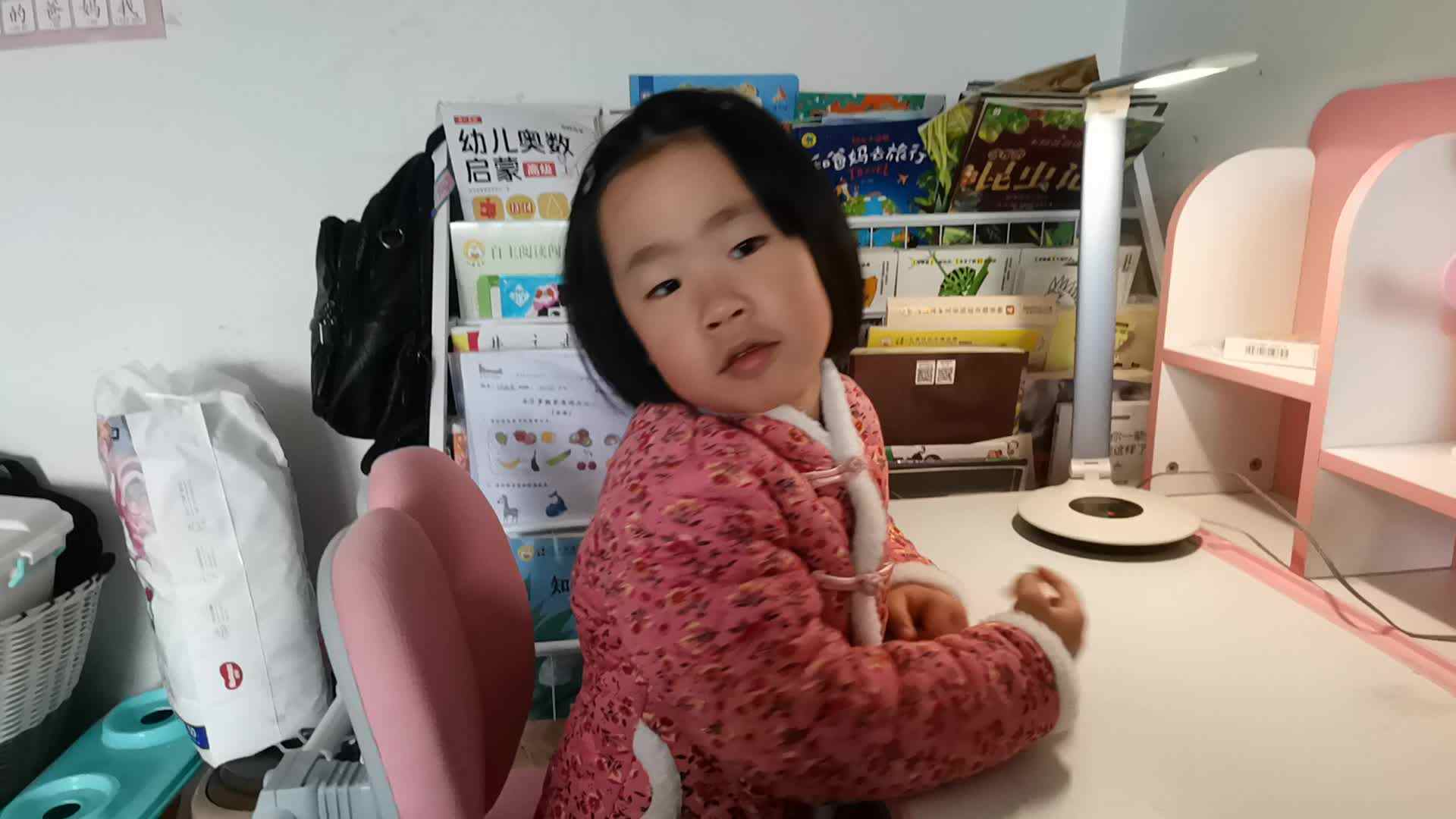 不愿意做功课，你会告诉妈妈吗.mp4