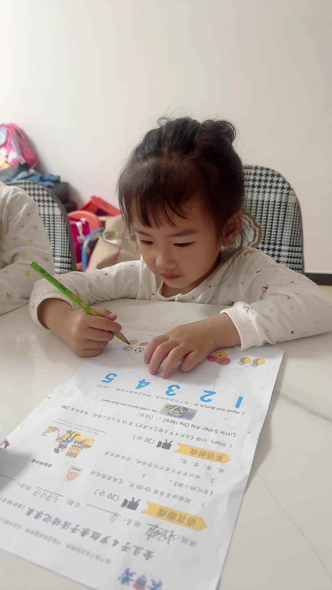 中B班 李曦蕊 填写学习单