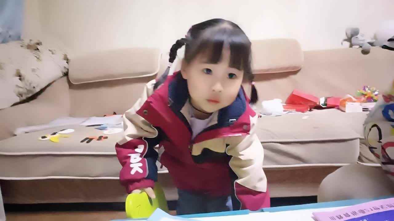 20240306中A于陈昱《端放椅子》.mp4