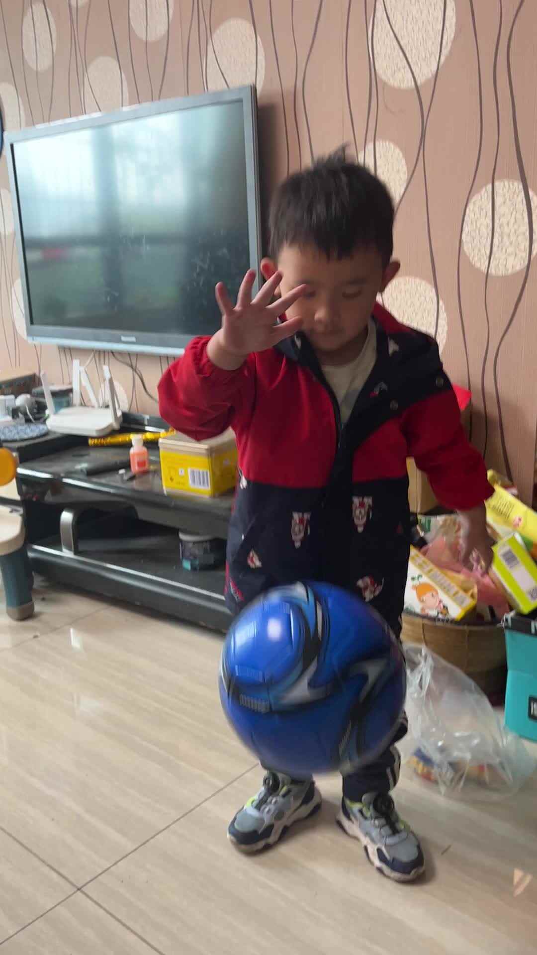 拍球