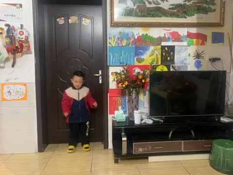 中B班 赵芃栎练习踏步