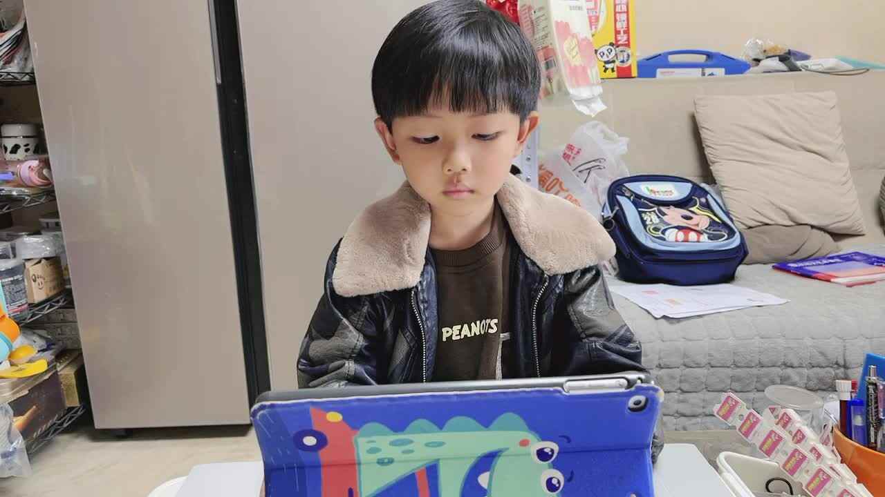 2024.3.31英语绘本《小鼠波波去伦敦》