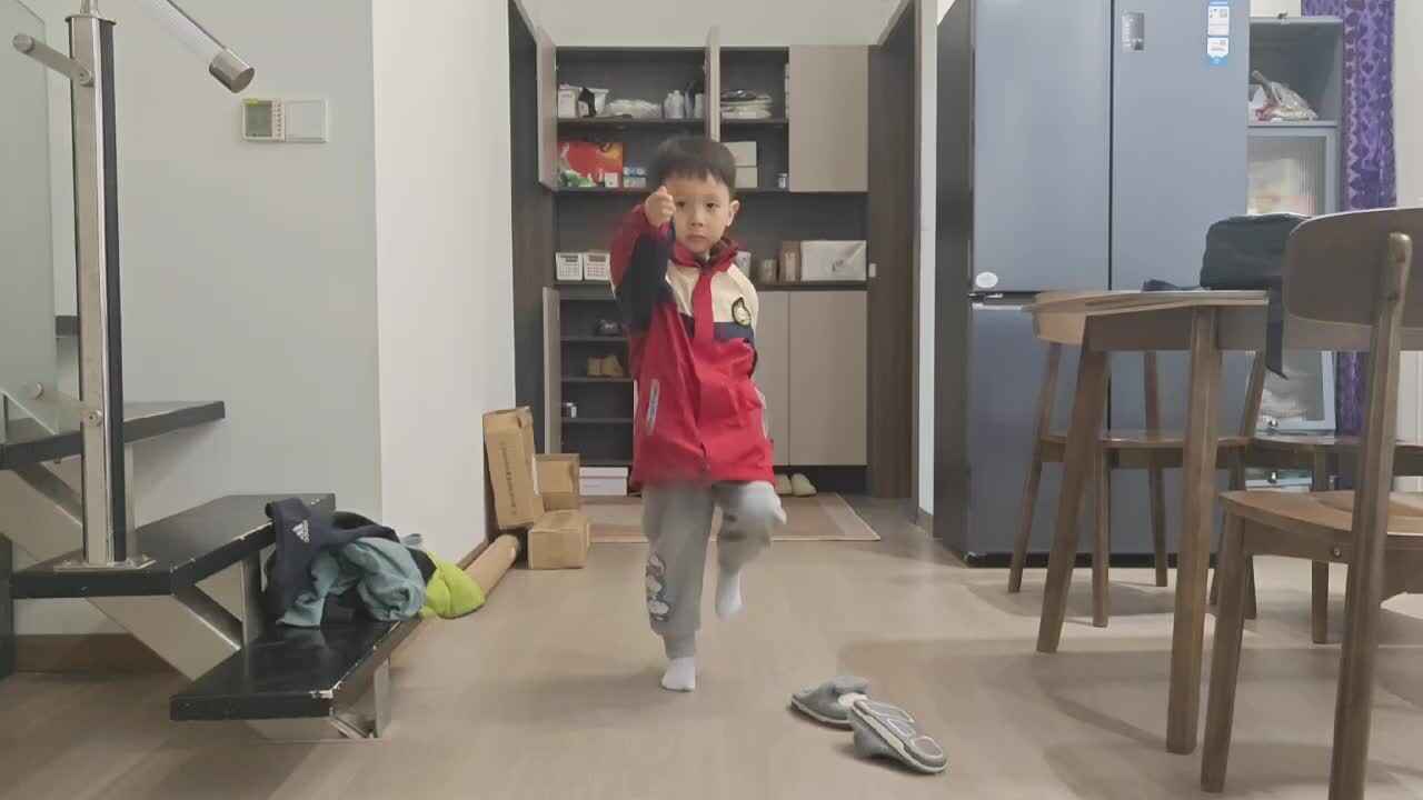 中B班王千与踏步训练