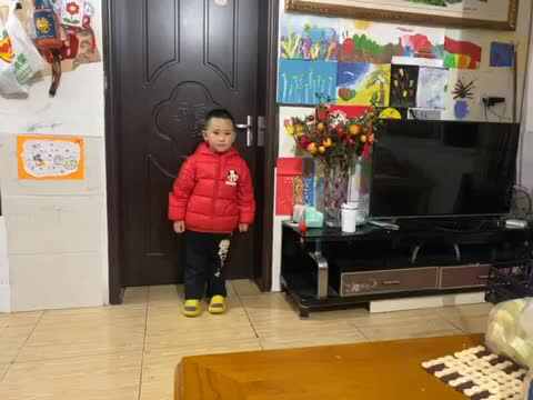 中B班赵芃栎练习踏步