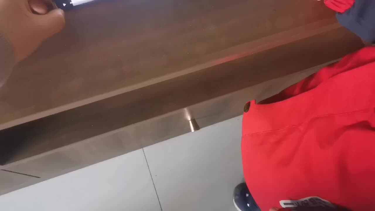 小A班2024.3.11李柯辰李柯佑-上床睡觉.mp4