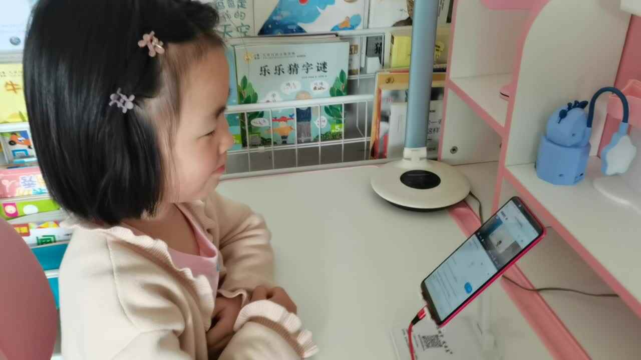 观看跟唱儿歌the Bath Song》mp4