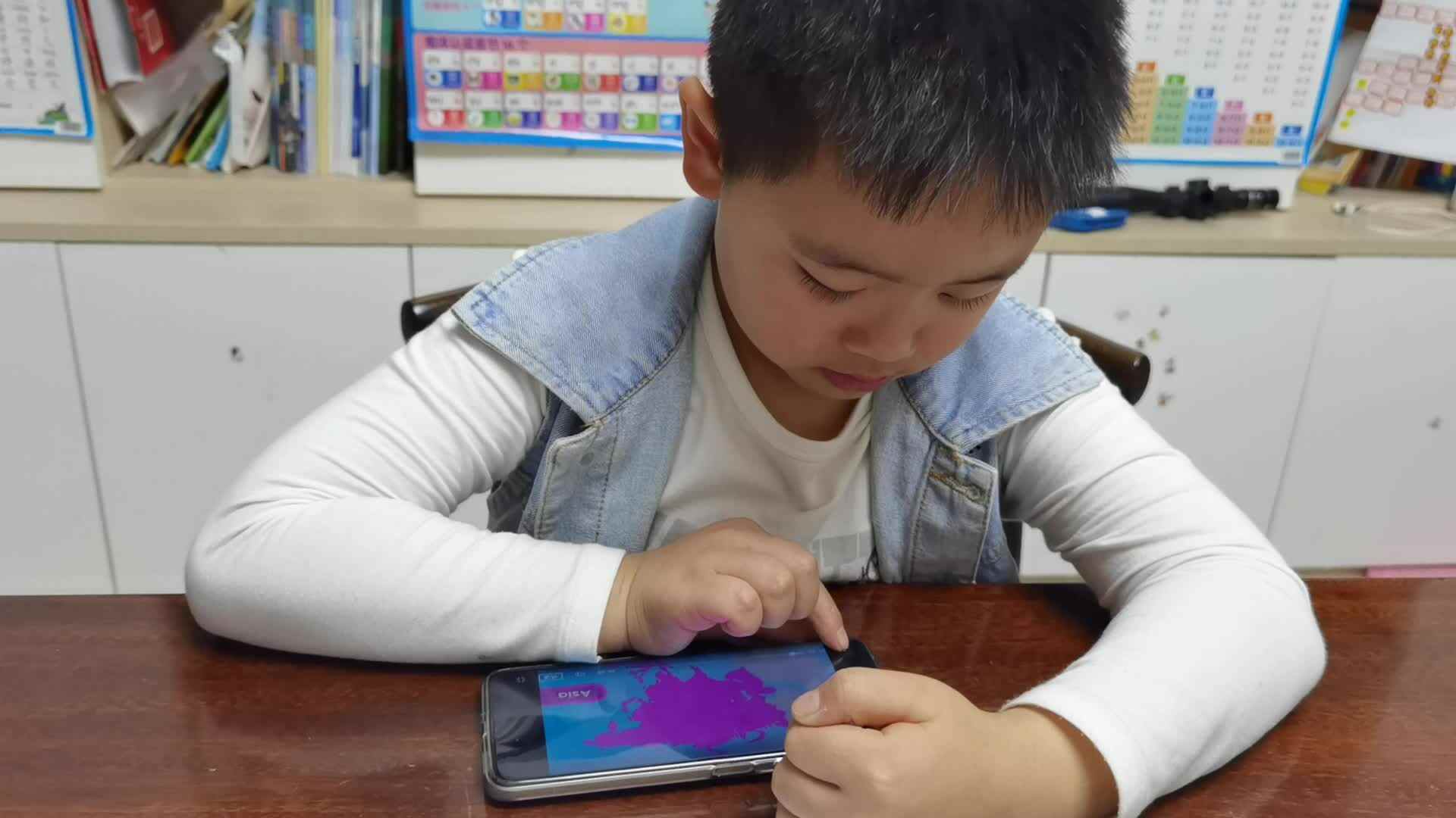 2024.4.5跟读《Seven Continents朗读示范1》