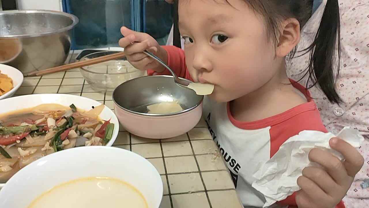 ⁣20240418陈灵兮闯关练习《练习勺子》