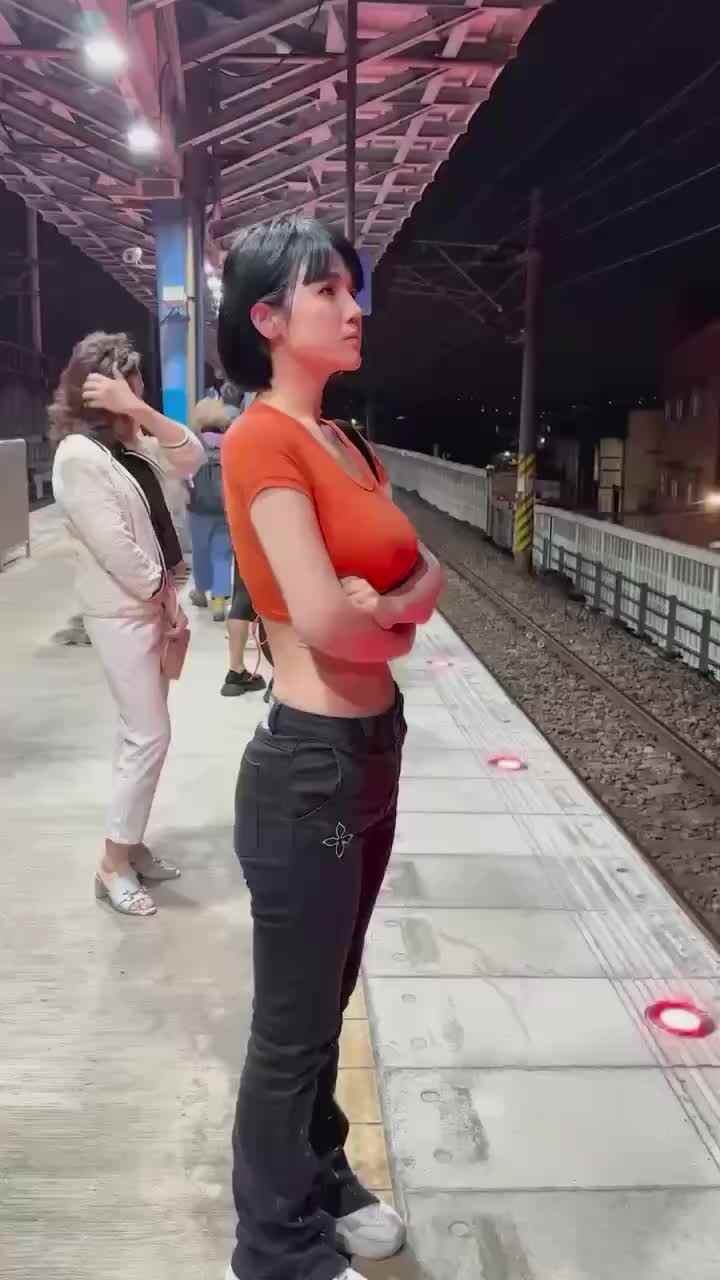 mmexport1713139415569.mp4