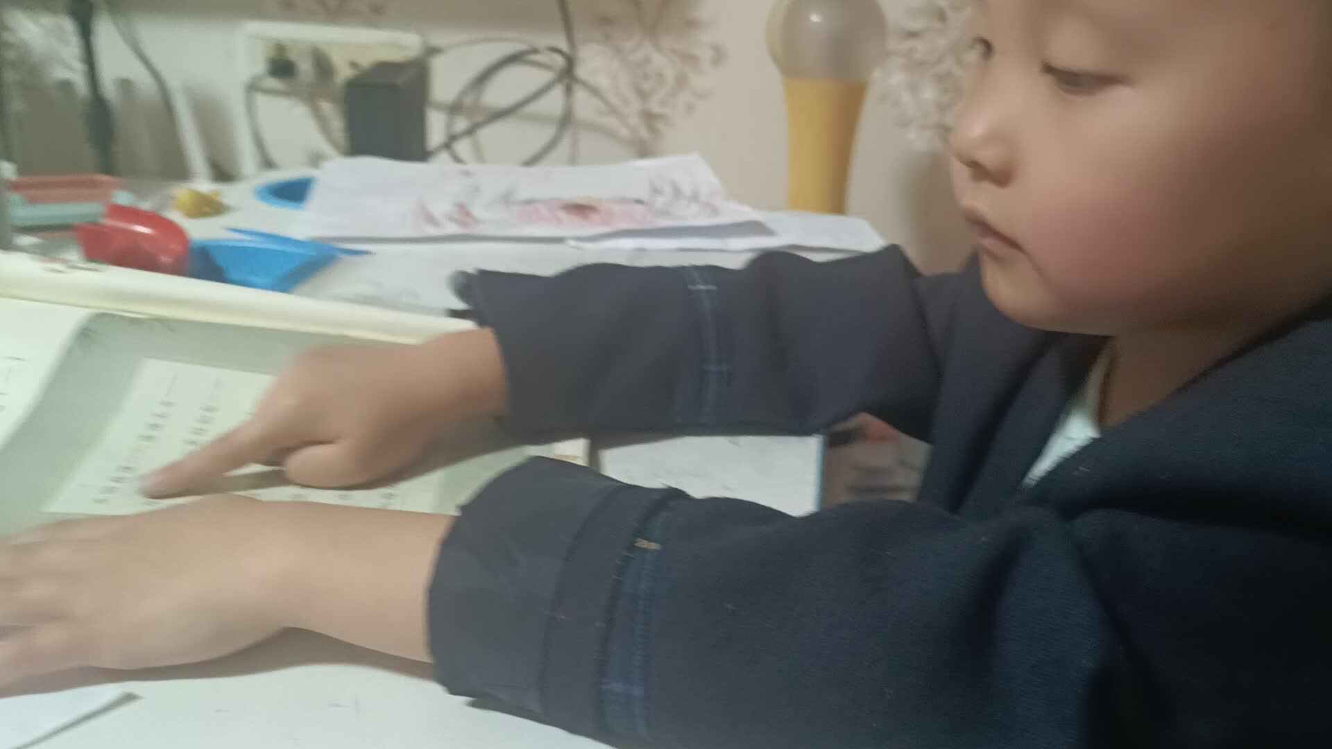 VID_20240424_195346.mp4语文