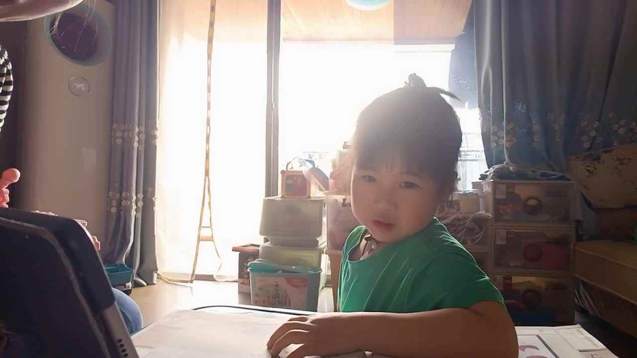 20240414中A于陈昱观看《天净沙秋思》.mp4