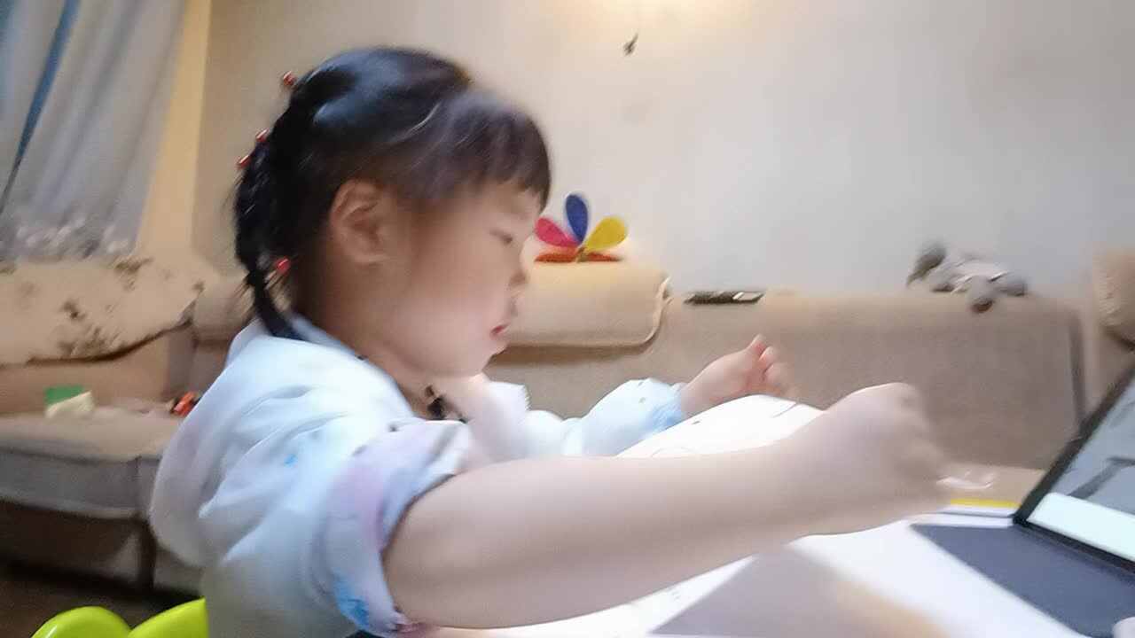 20240421中A于陈昱观看《岁暮》.mp4