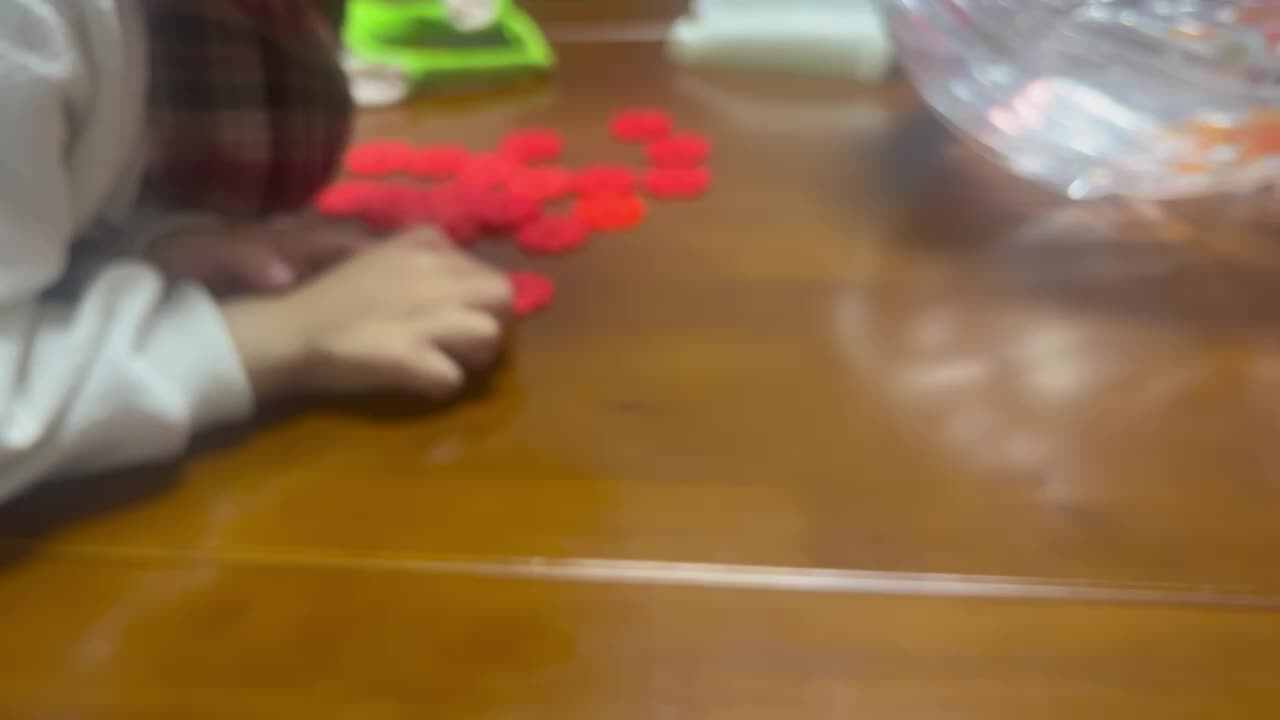 中B班李茵琪学习数字19-20.MOV