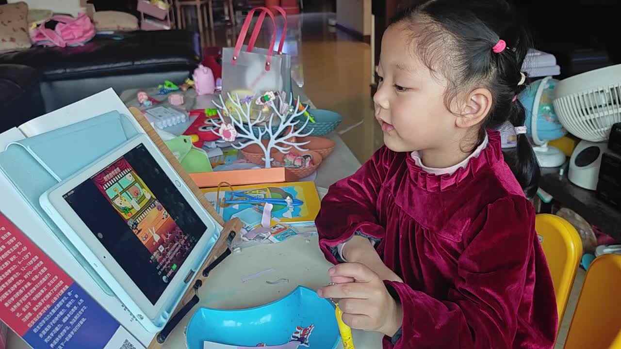 VID_20240408_183345.mp4