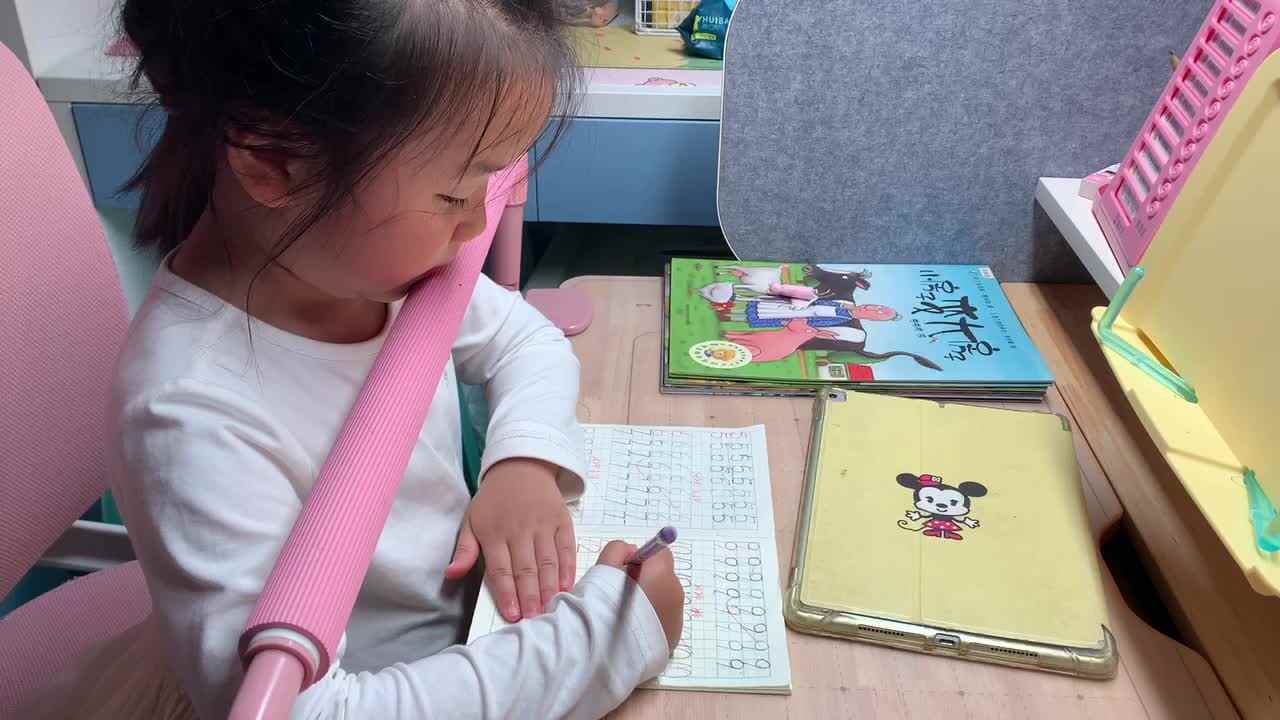 书写数字11.12.MOV