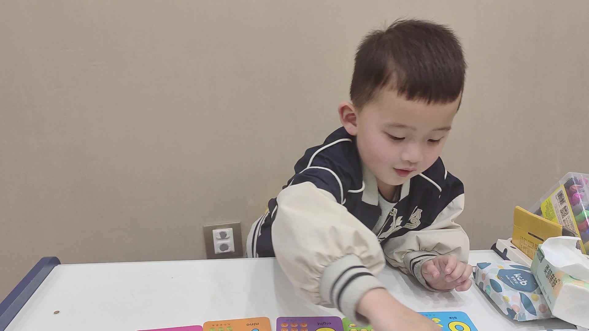 2024.4.23小A班李楷延——认识数字6和6的点数.mp4