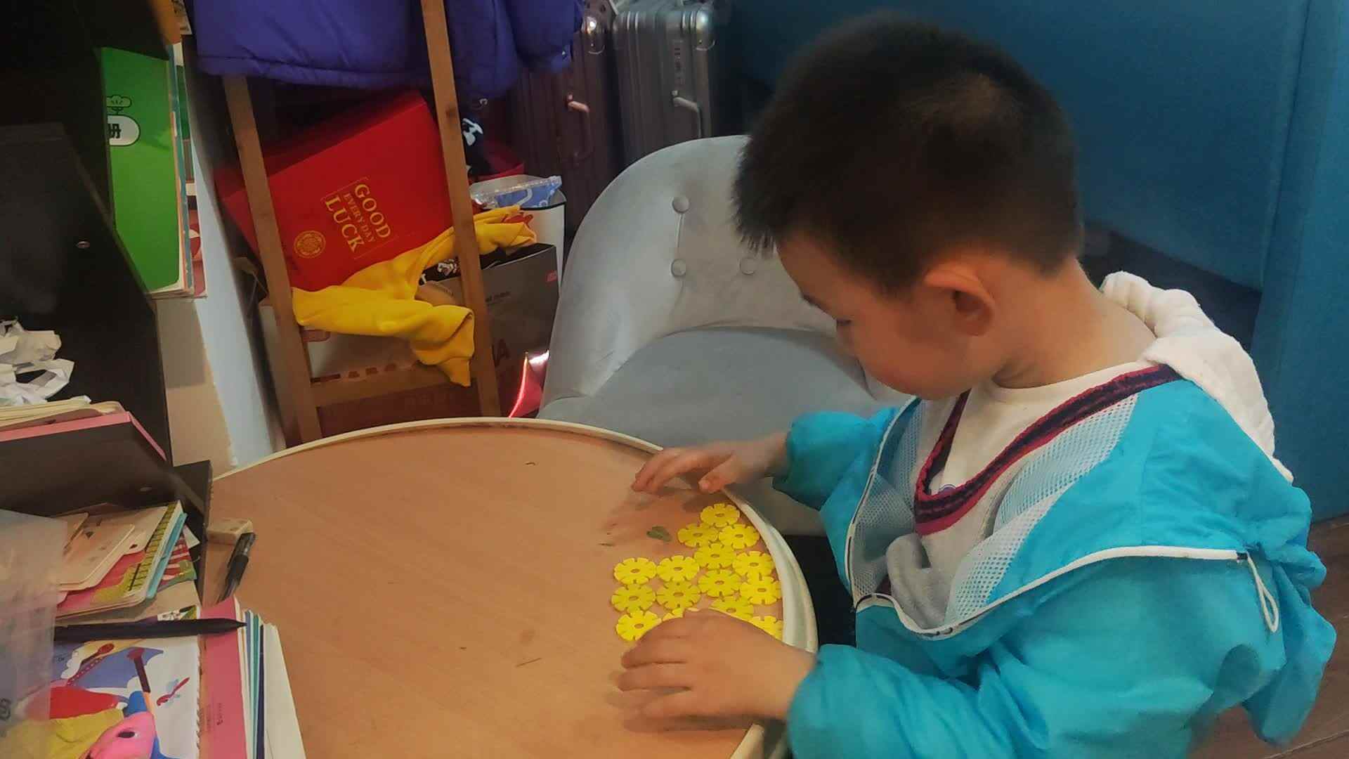 中B班李锦城20240411数数15、16练习