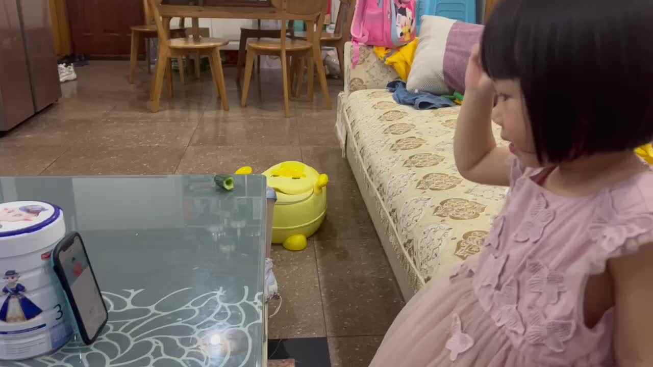 小A班2024.4.22张艺涵-粉刷匠.MOV