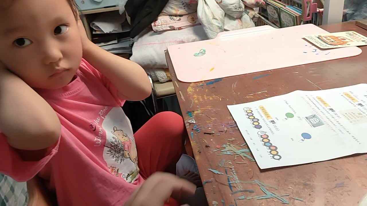 ⁣20240517陈灵兮闯关练习找一找颜色规律
