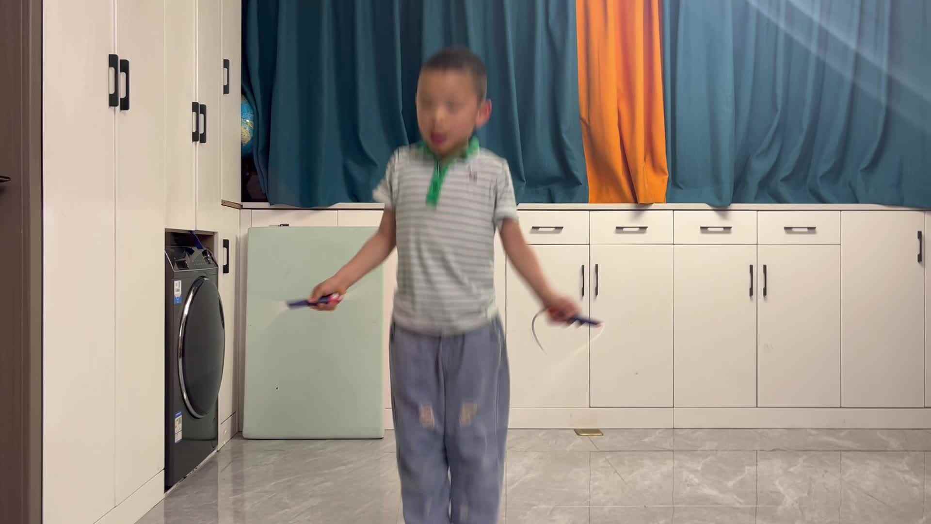学前B班温志成练习跳绳2024.05.15.mov
