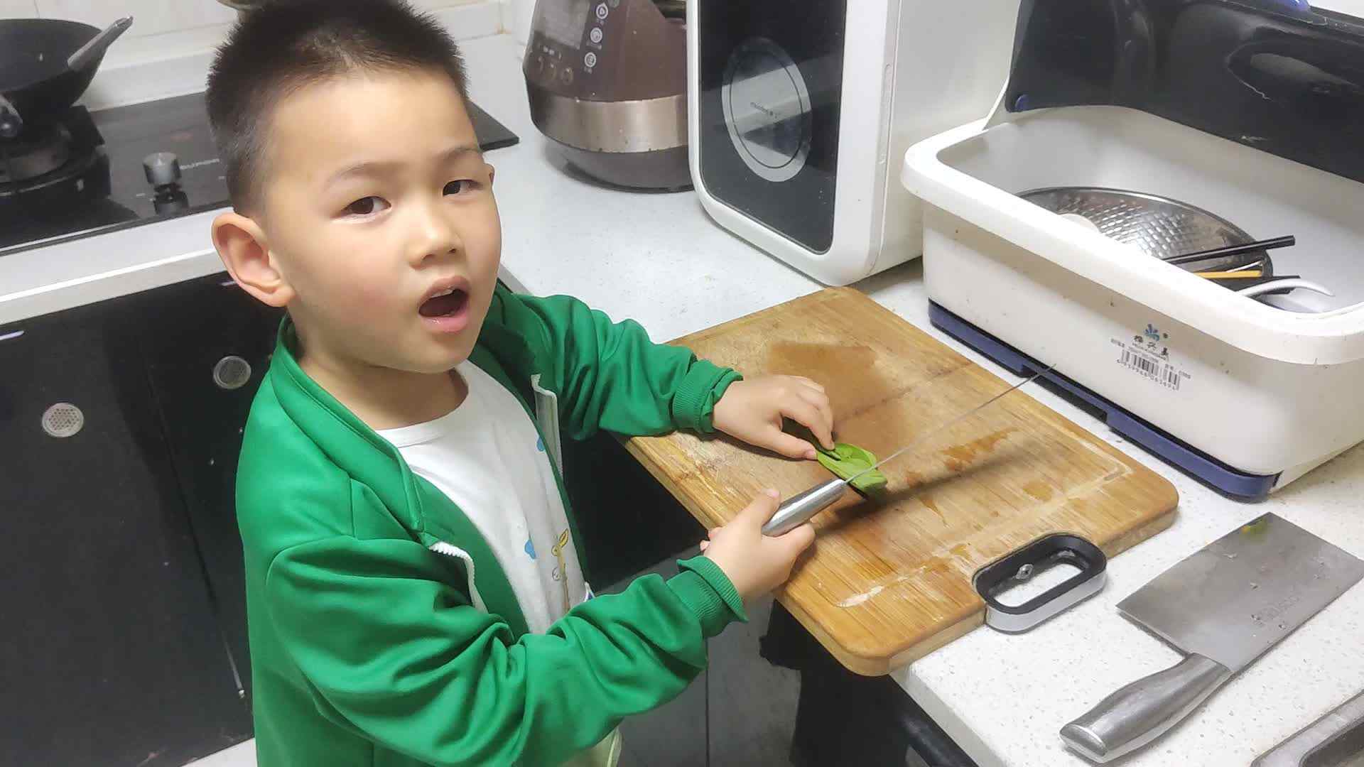 中B班李锦城20240508切食物练习