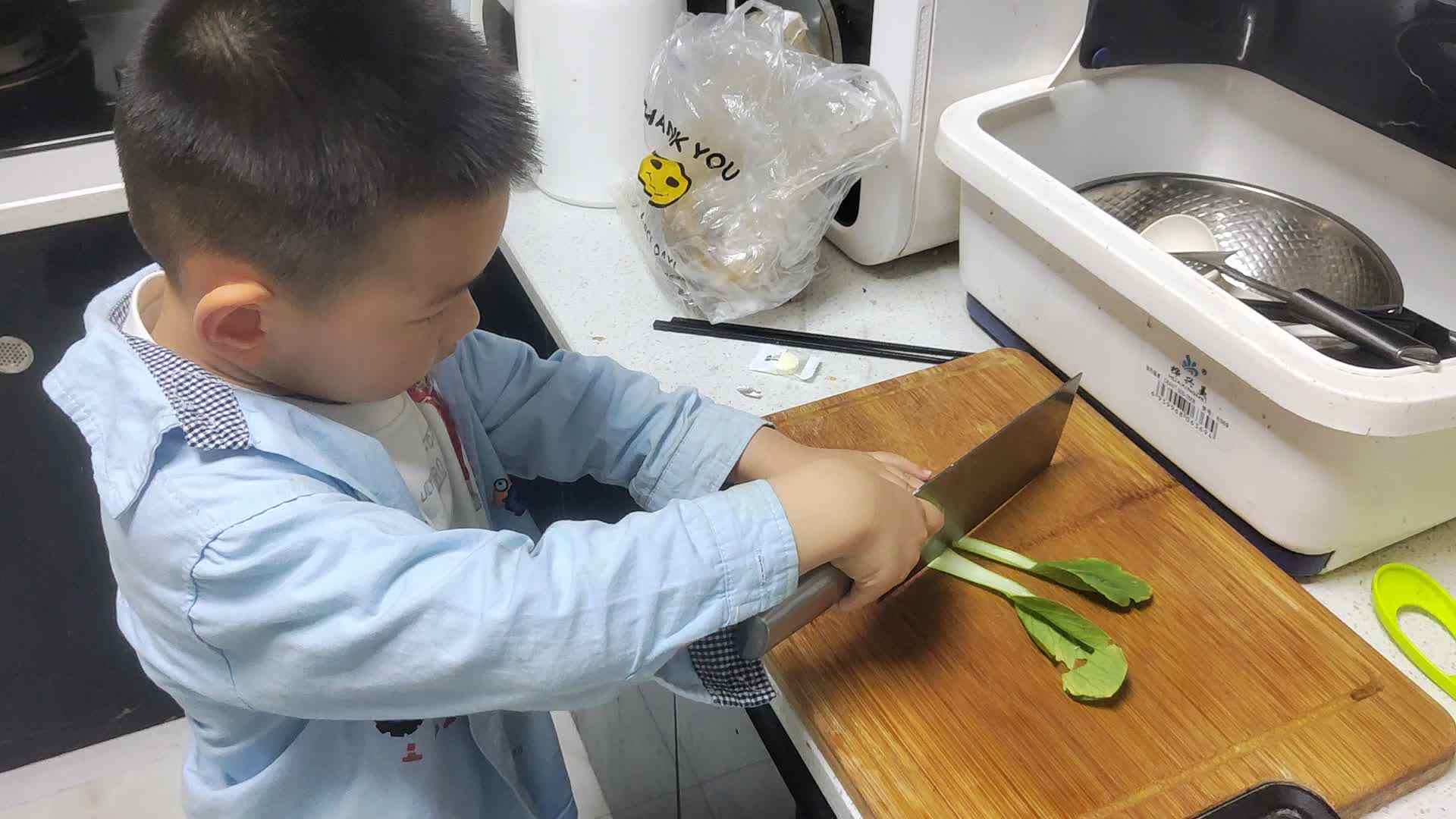 中B班李锦城20240507练习切食物