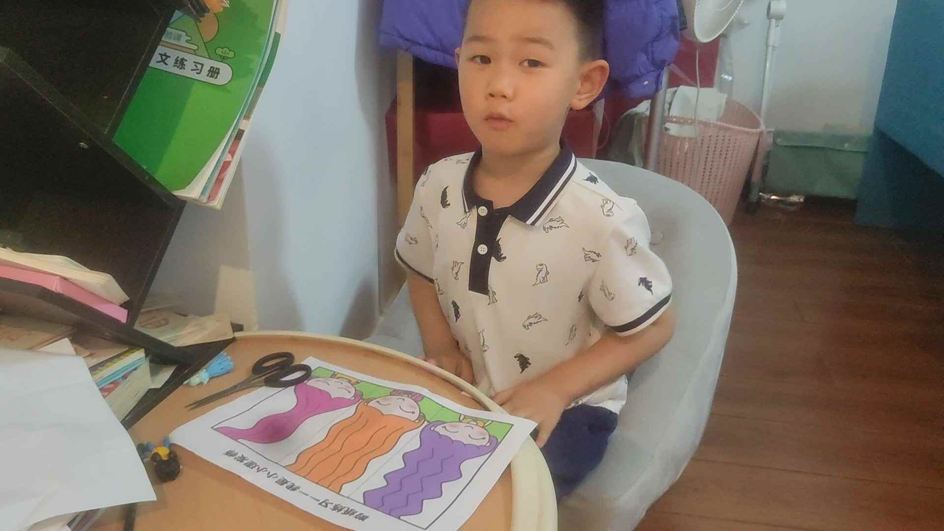 中B班李锦城20240514剪头发
