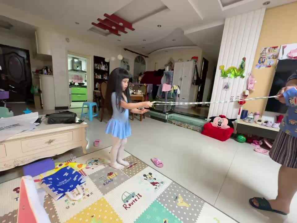 ⁣20240515中B班舒琳芯编两股麻花辫