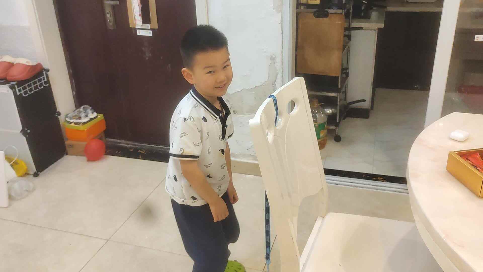 中B 班李锦城20240515编辫子