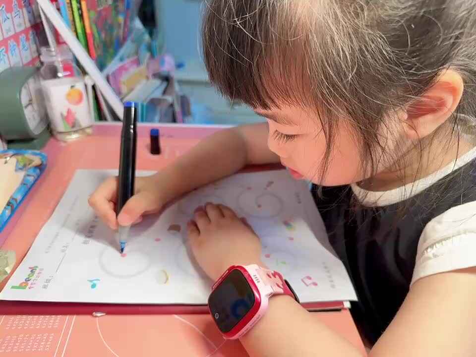 ⁣⁣⁣⁣20240518中B班舒琳芯控笔训练