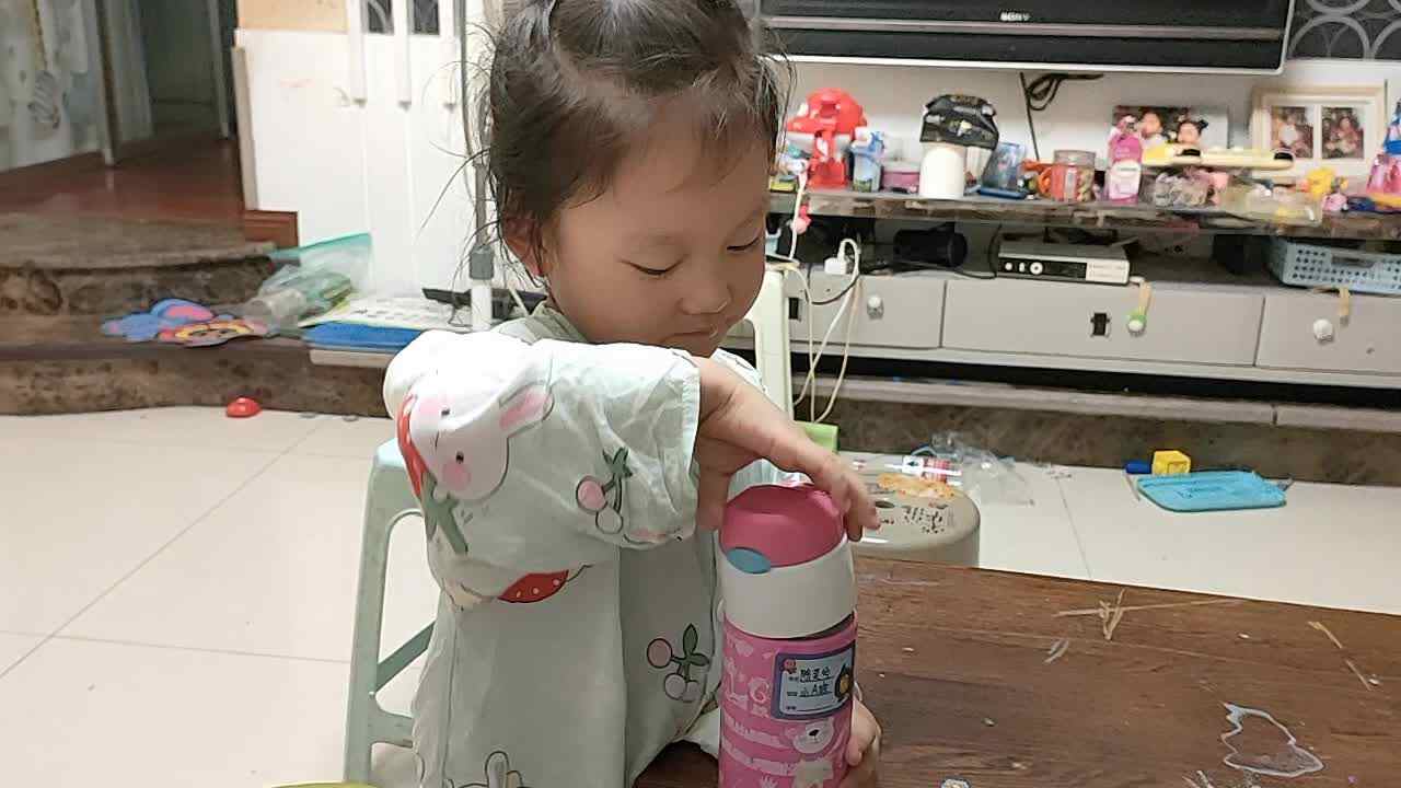 ⁣20240527陈灵兮闯关练习《拧水杯》