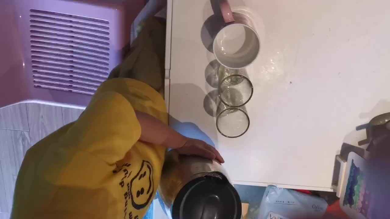 倒水