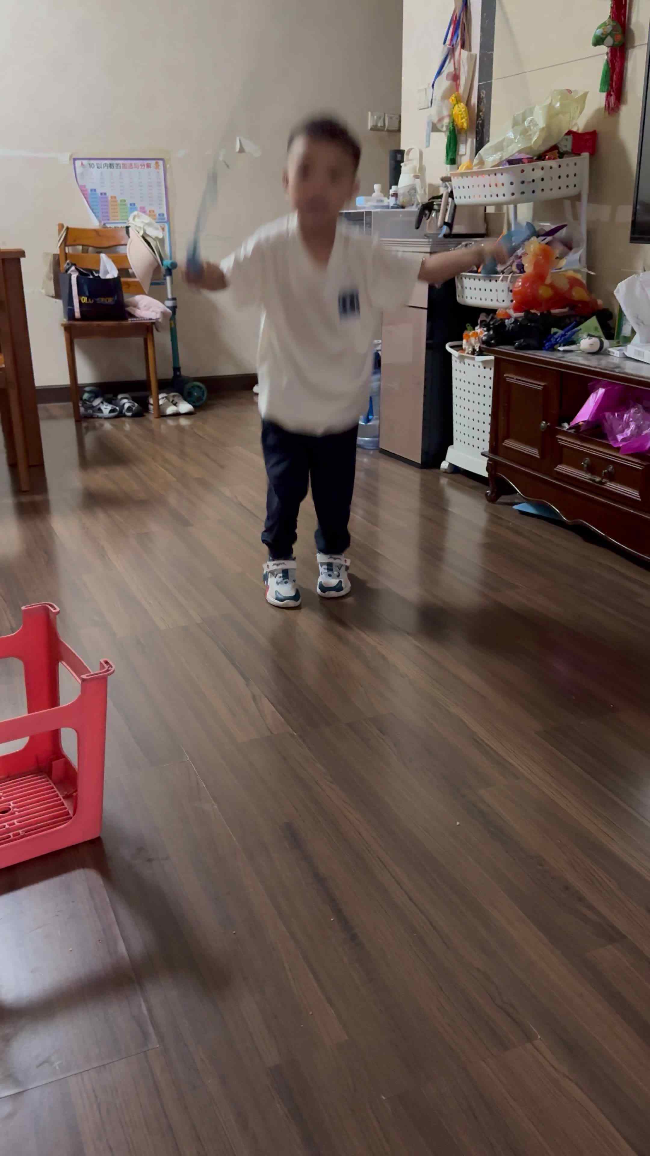 大B班王崇焱练习跳绳