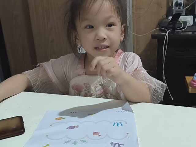 中a班唐依依控笔训练