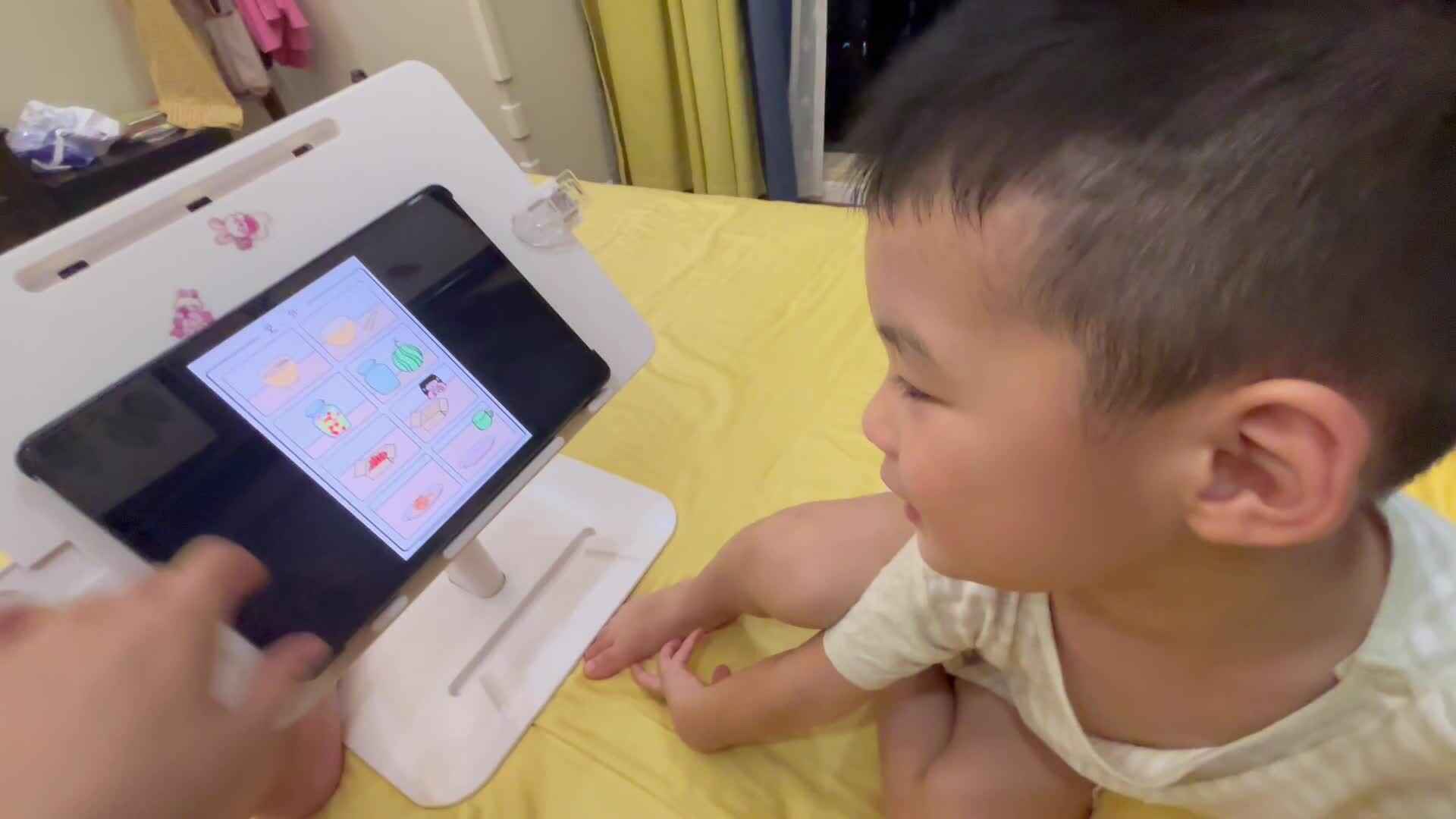 ⁣⁣2024-6-18小A班刘奕宸思维逻辑清单认识里外.mov