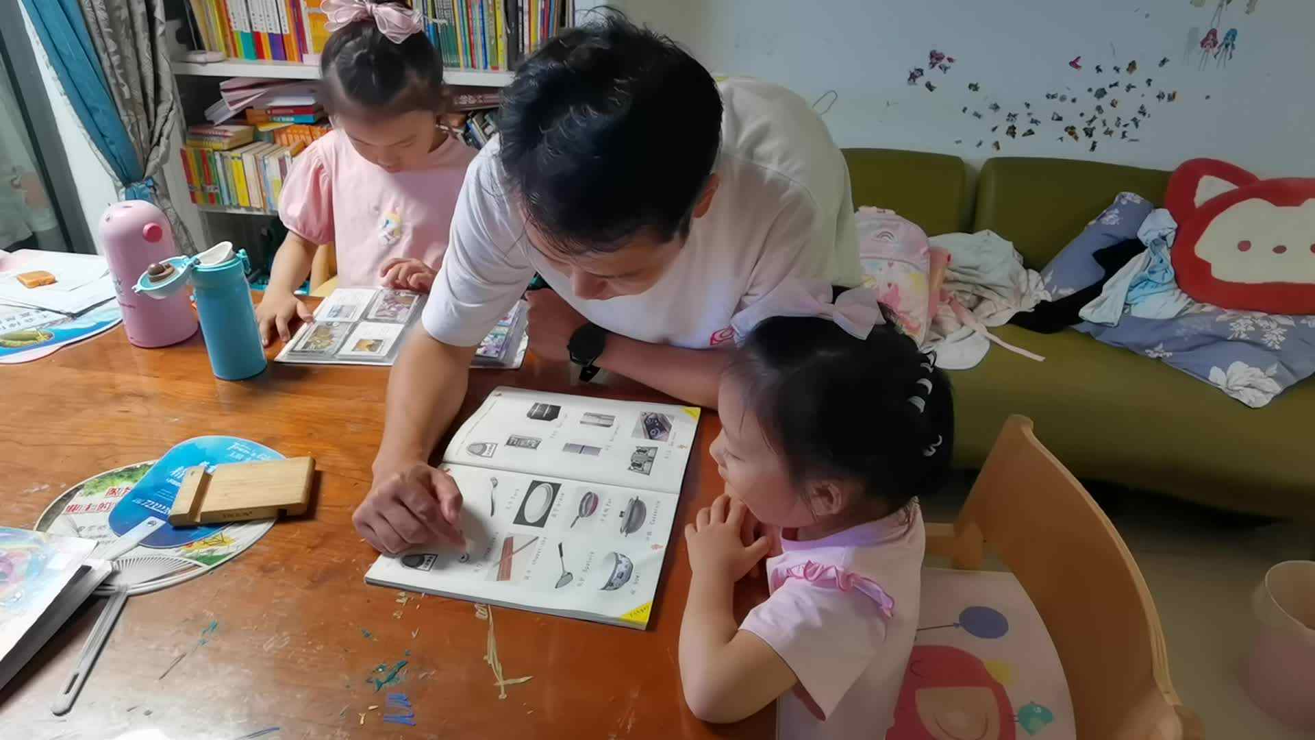 ⁣202040620陈灵兮闯关练习认识电器