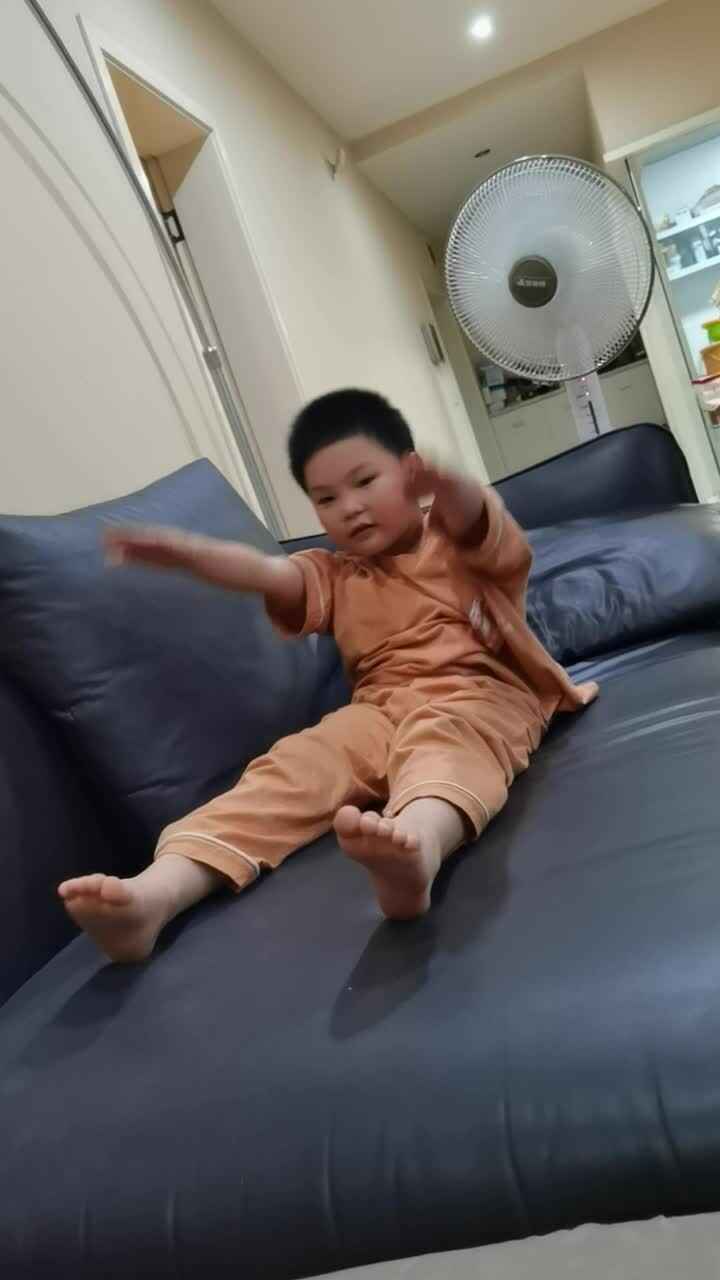 VID_20240715_215015.mp4